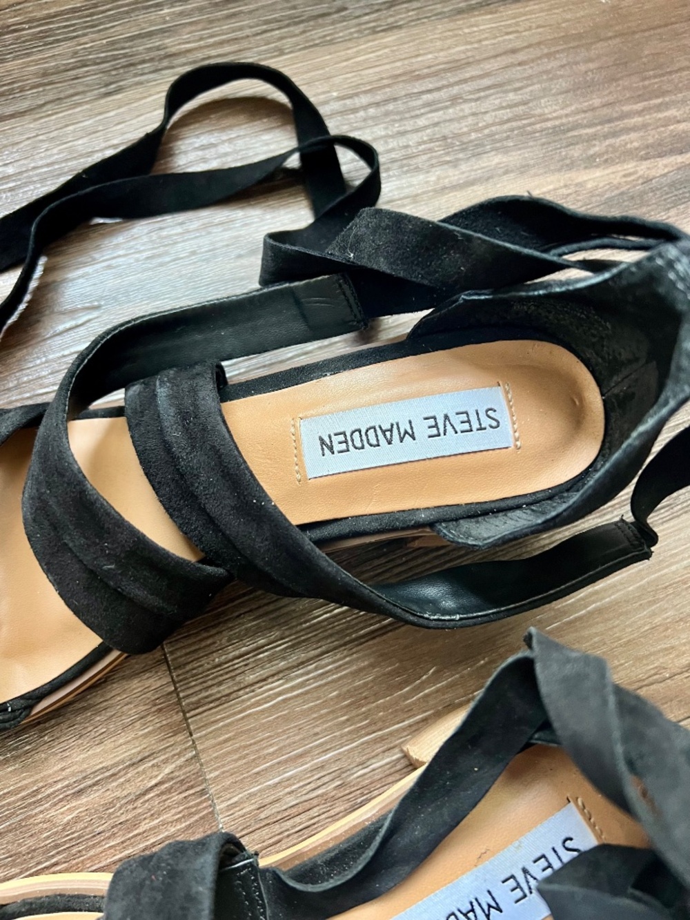 Black Steve Madden Rizzaa Ankle Strap Sandals: Size 7 - Picture 5 of 8